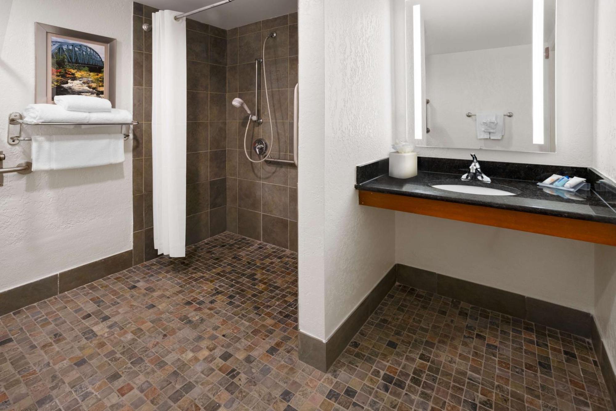 Hilton Garden Inn Μίλφορντ Εξωτερικό φωτογραφία